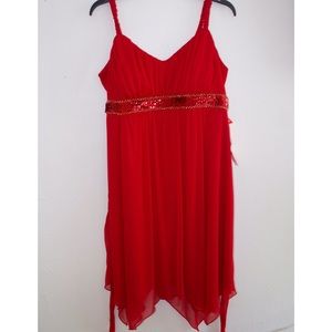 ✨En Focus Studio | Red Sequined Party Dress✨